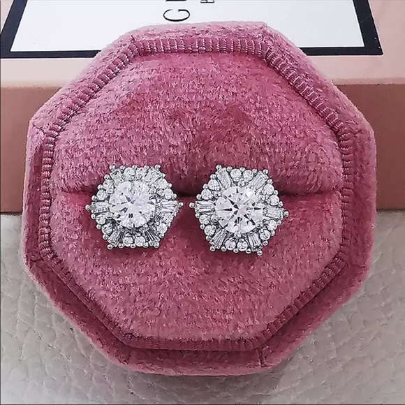 New 925 Silver Six Corners Beautiful Diamond Earrings - Picture 3 of 5